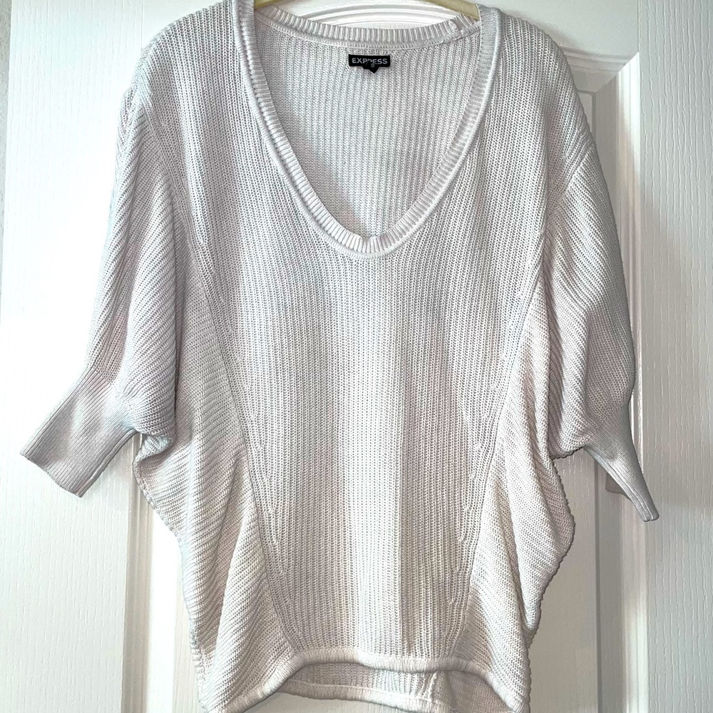 EXPRESS DOLMAN Off White Loose V Neck Sweater Size XS